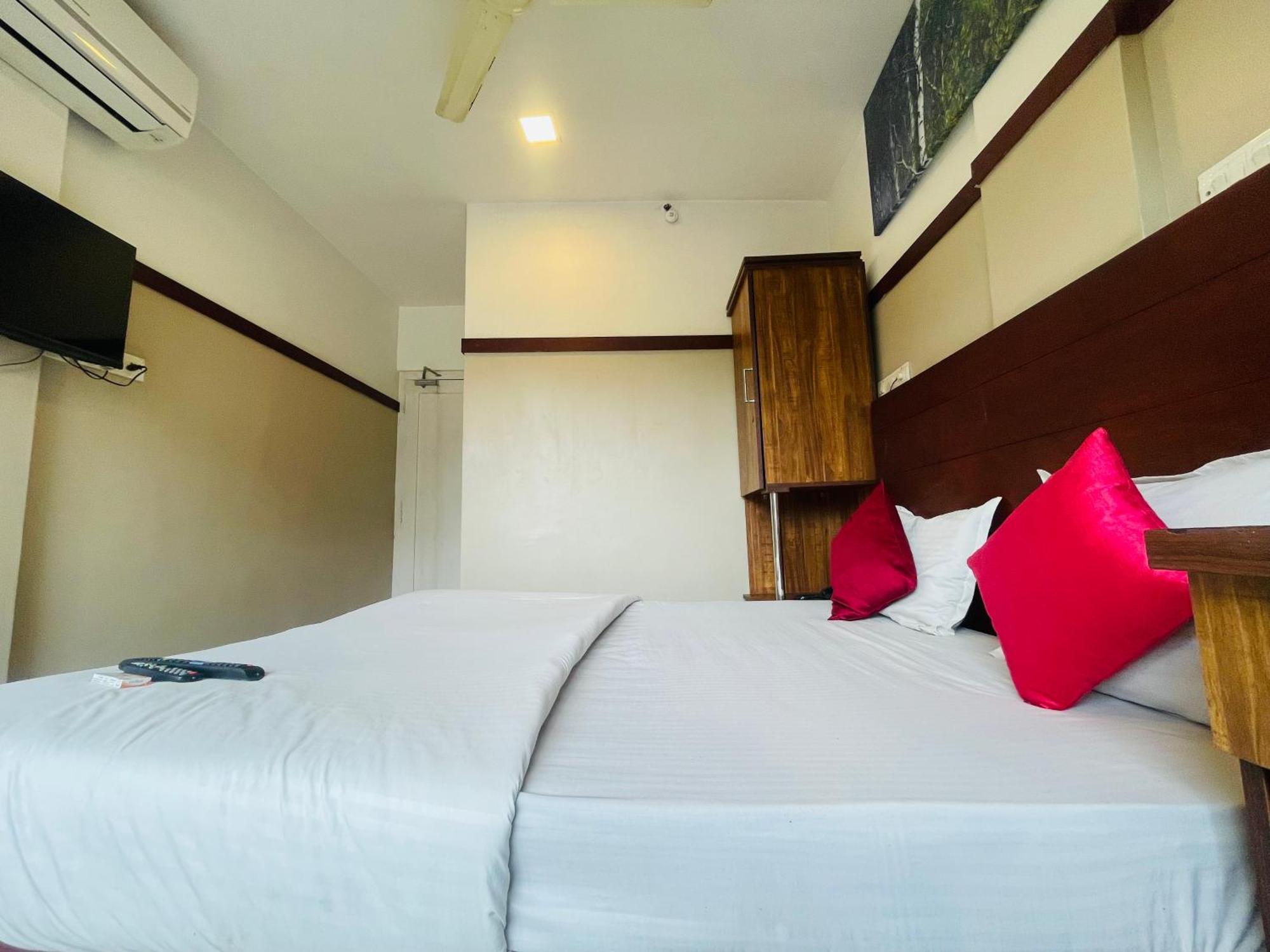 Rio Rooms Mims Calicut Eksteriør billede