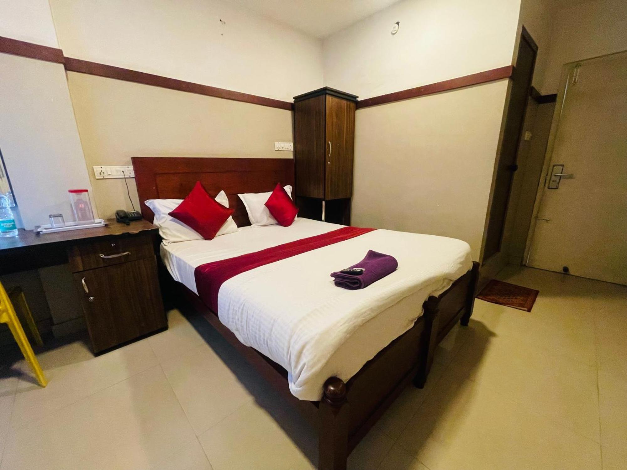 Rio Rooms Mims Calicut Eksteriør billede