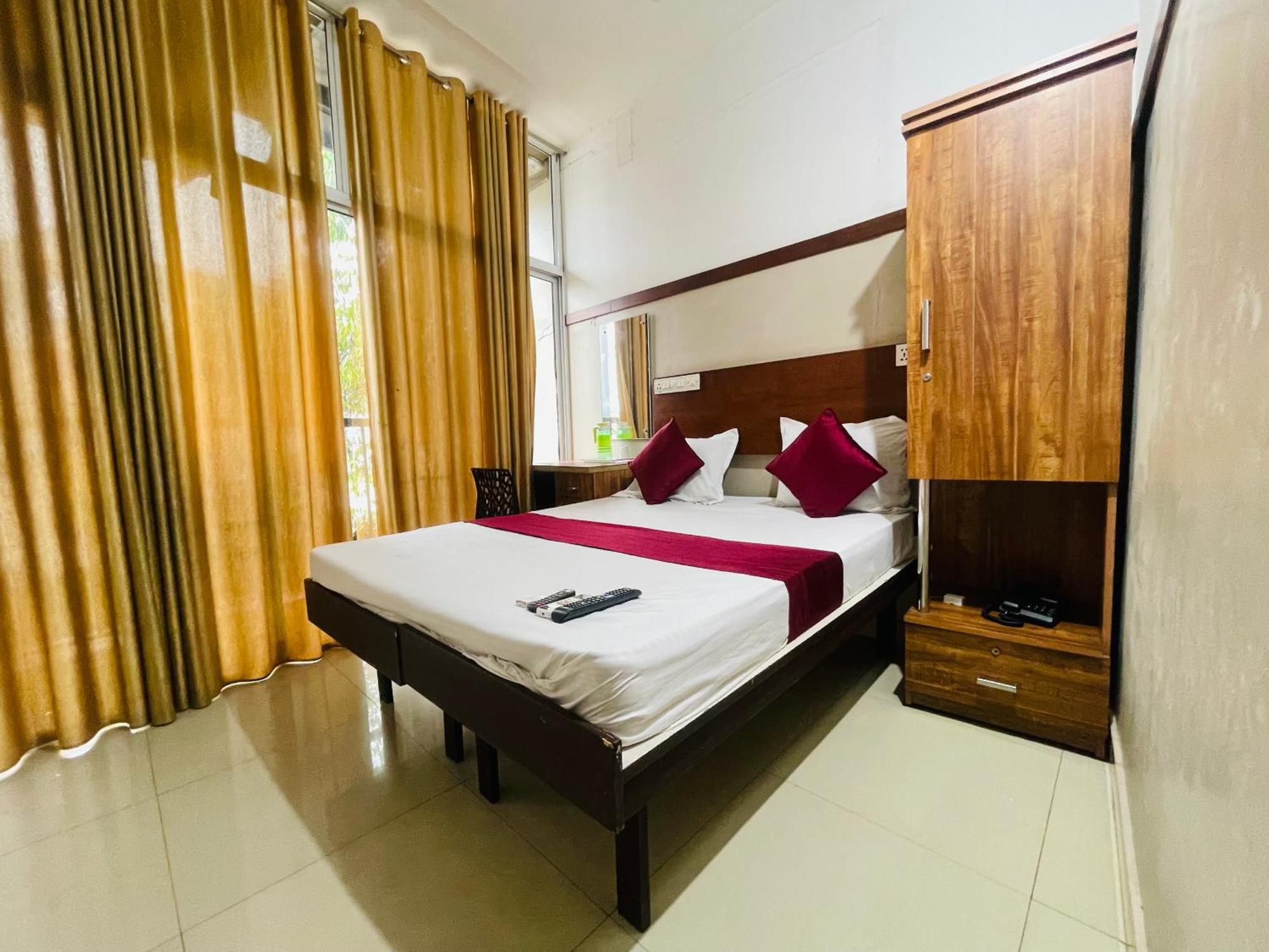 Rio Rooms Mims Calicut Eksteriør billede
