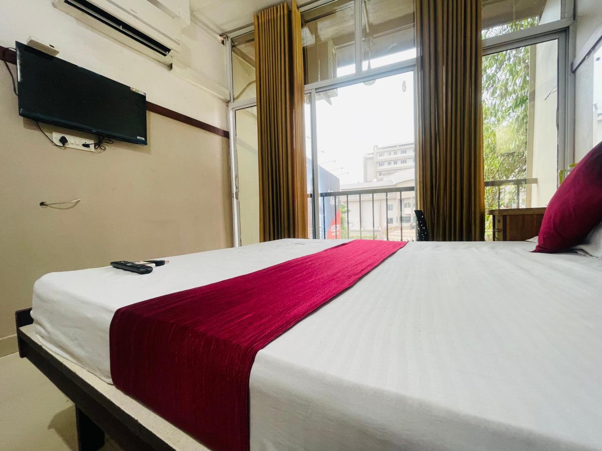 Rio Rooms Mims Calicut Eksteriør billede
